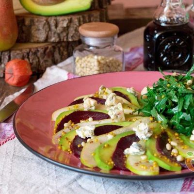 Салат из свеклы, груши и авокадо. Простой рецепт от Ирины Рудневской